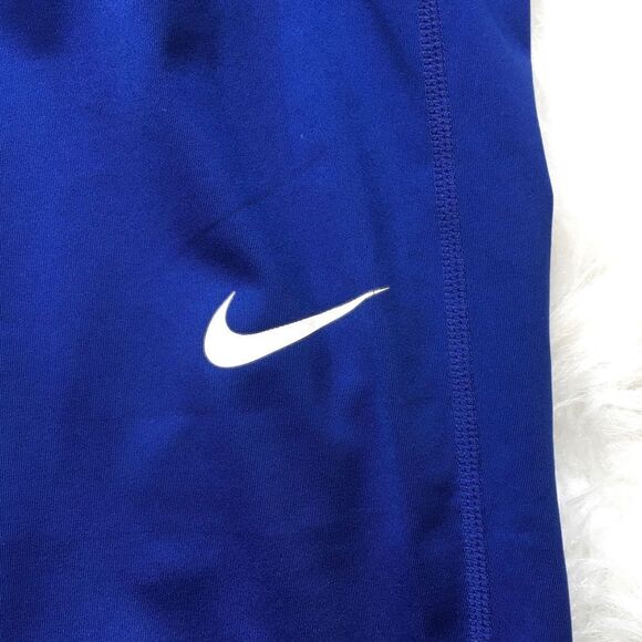 🔃Nike Pro Logo Blue Capris - Picture 4 of 8